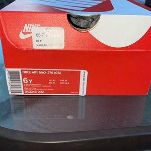 Nike Air Max 270